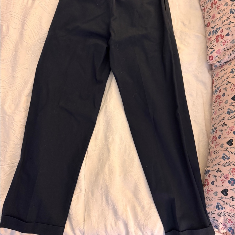 Navy Izod Black Dress Pants Structured Full-Length Design Cuffed, pleated 32/32